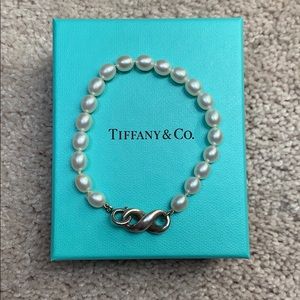 Tiffany & Co. Infinity Pearl Bracelet